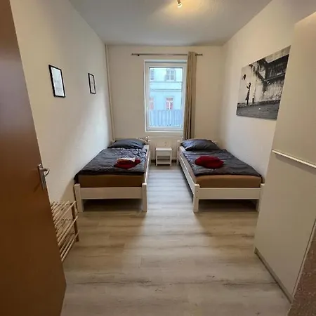 Pension Christianstrasse Bernburg Buitenkant foto
